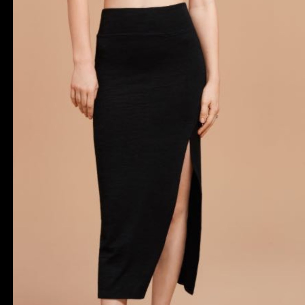 Wilfred Free Shields Knit Midi Skirt with Slit